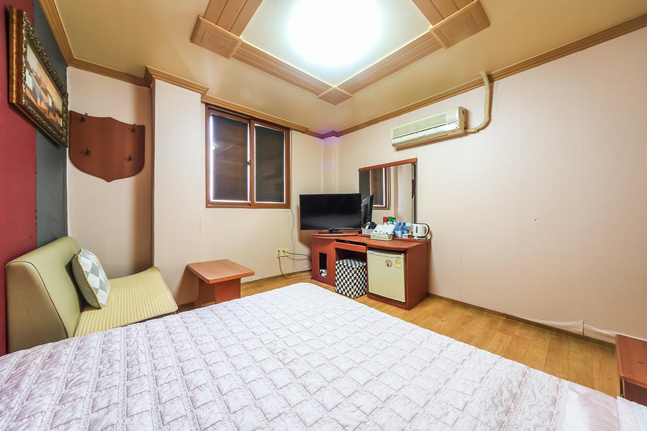 Nampo One Motel Ciudad Metropolitana de Ciudad Metropolitana de Busan Exterior foto