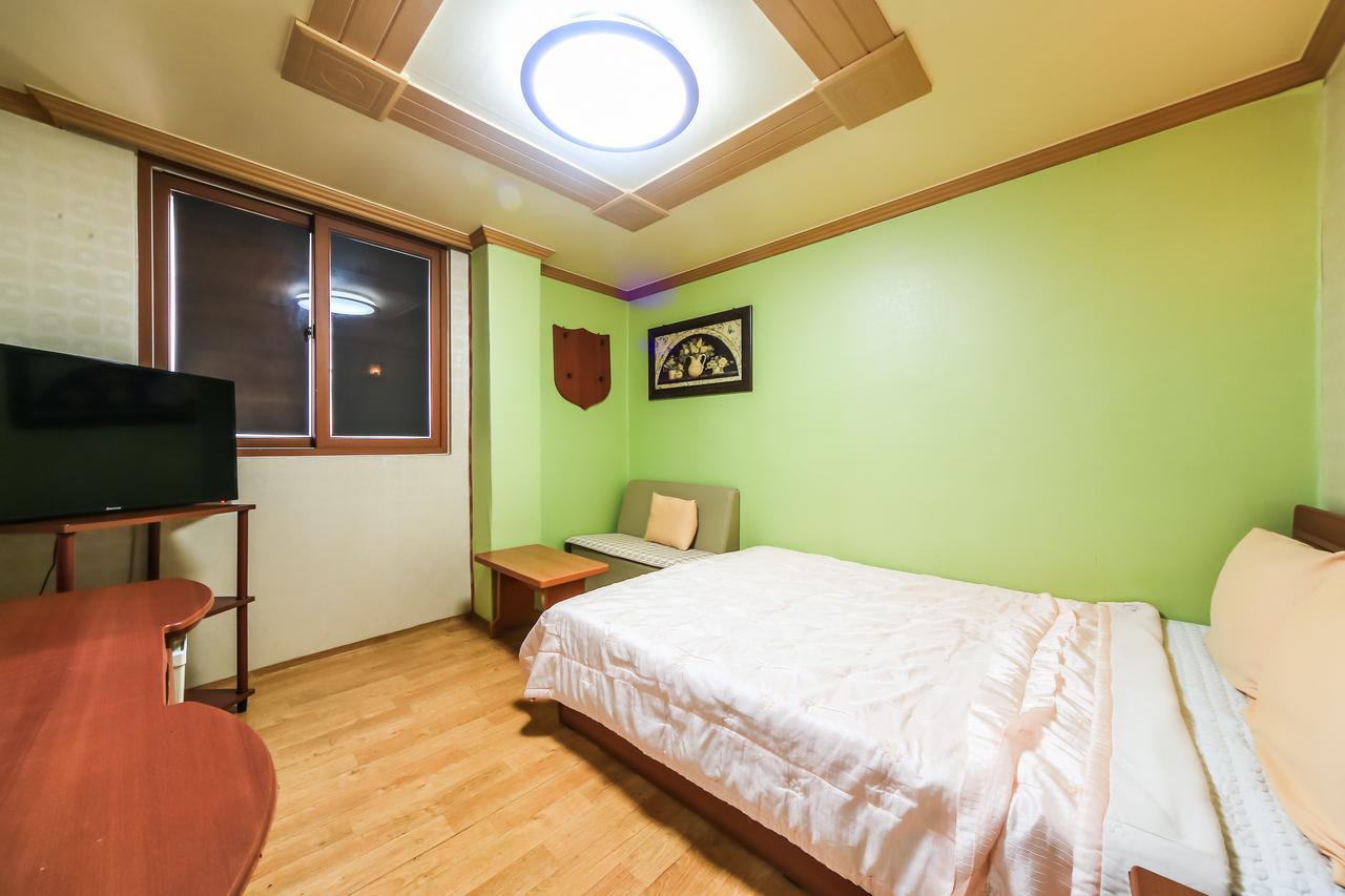Nampo One Motel Ciudad Metropolitana de Ciudad Metropolitana de Busan Exterior foto