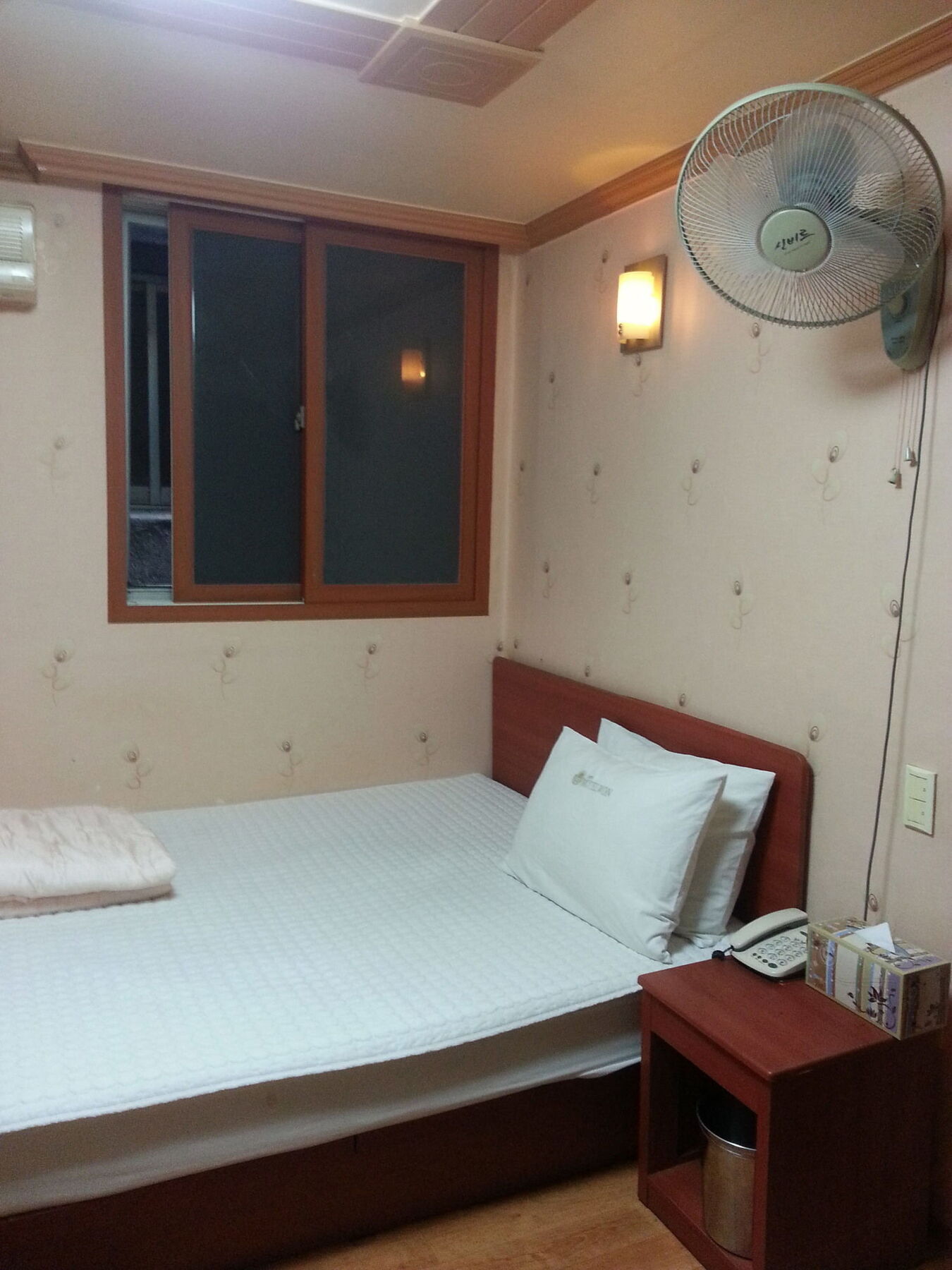 Nampo One Motel Ciudad Metropolitana de Ciudad Metropolitana de Busan Exterior foto