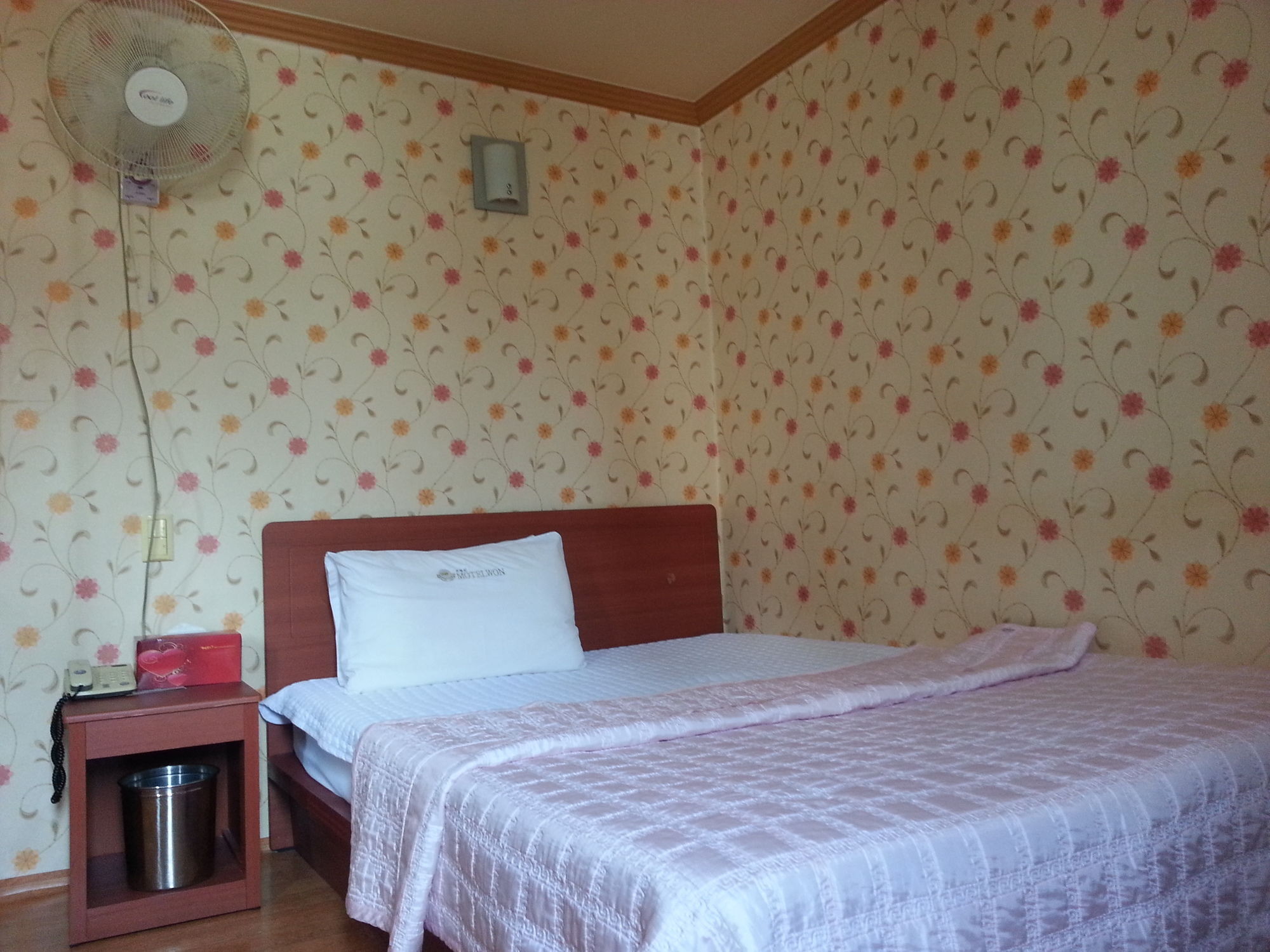Nampo One Motel Ciudad Metropolitana de Ciudad Metropolitana de Busan Exterior foto